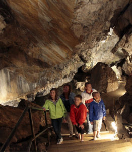 Grottes de Han